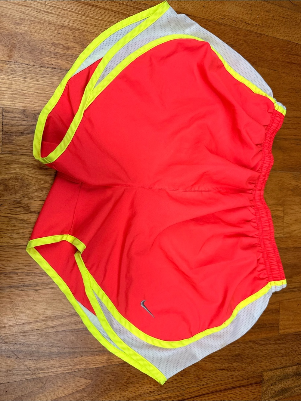 Nike Dri-FIT Women’s Medium Neon Coral Volt Running Shorts Athletic